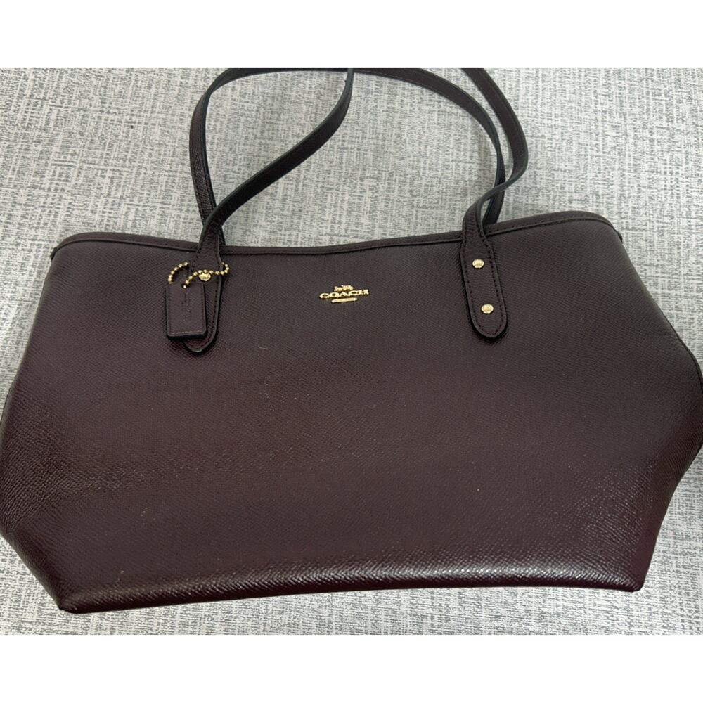 COACH Oxblood City Zip Leather Shoulder Purse / Tote Oxblood 22967 Small - Picture 2 of 10